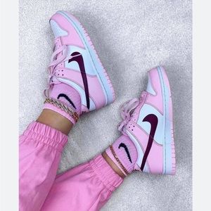Nike Dunk Low GS 'Pink Foam’ Special edition Valentines Day Sneakers
